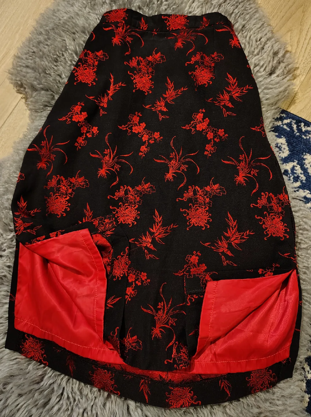 Black & Red Floral Skirt vintage goth image indicator(2)