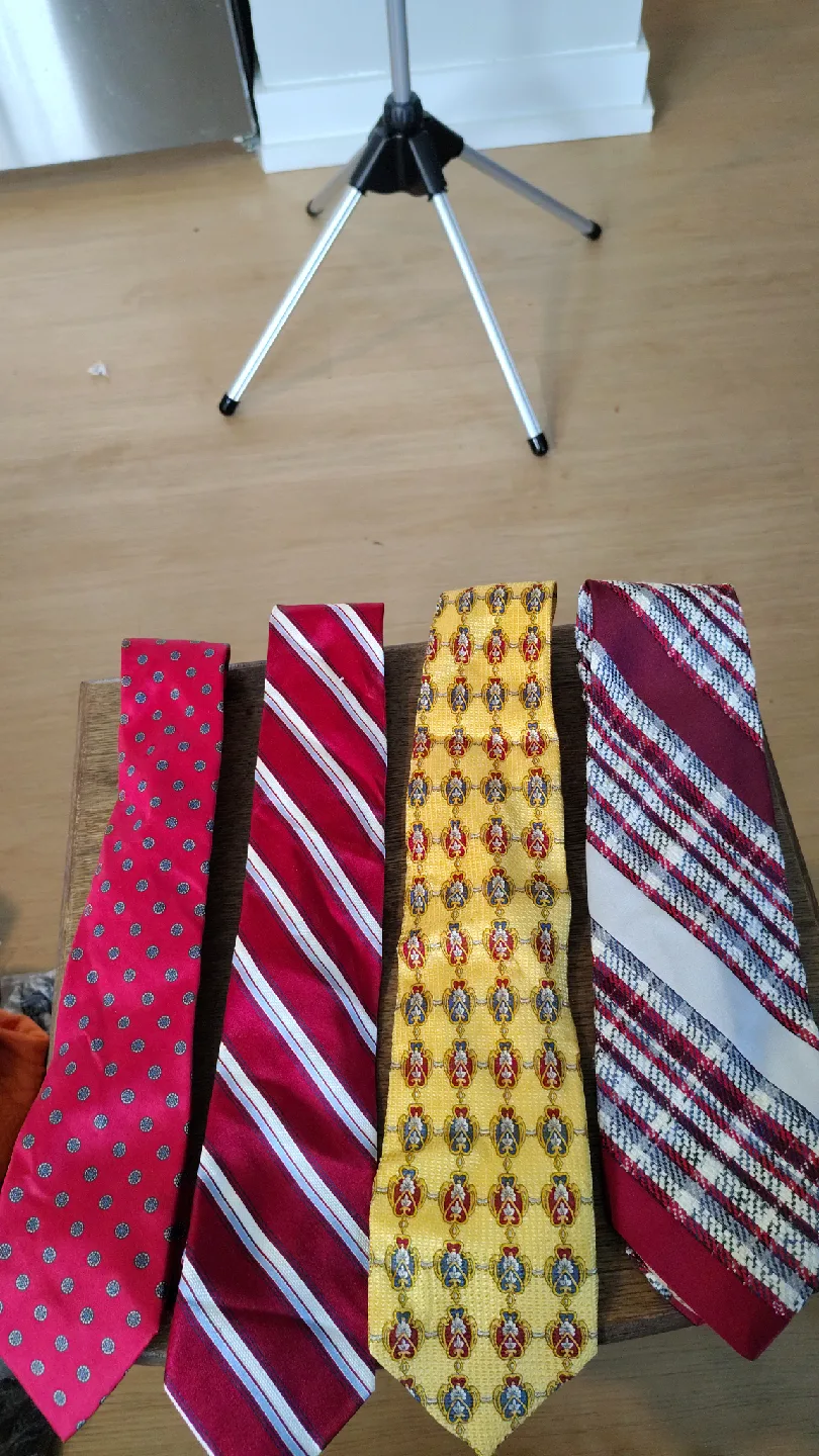 Men's Ties: Moorids, Arrow, Yves Saint Laurent thumbnail