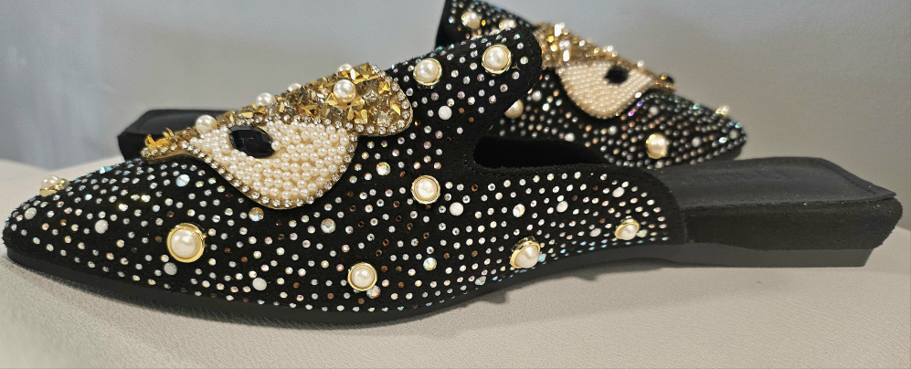 Size 9 Black Embellished Mules - photo 3