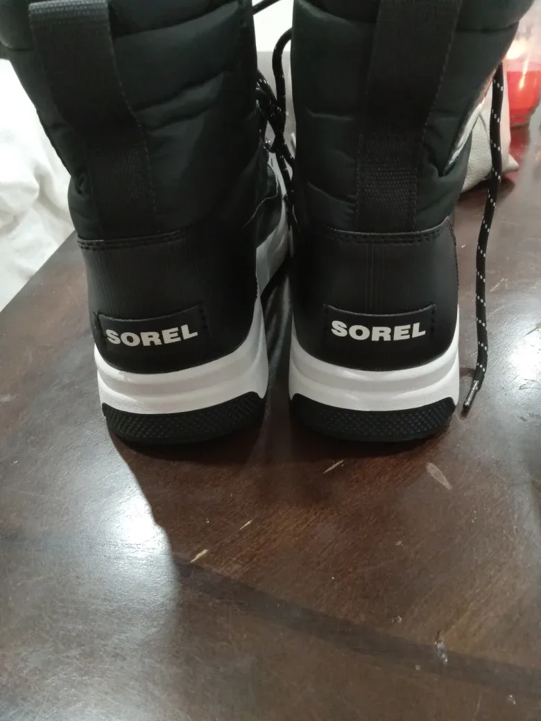 Sorely waterproof winter boots size 7.5 image indicator(4)