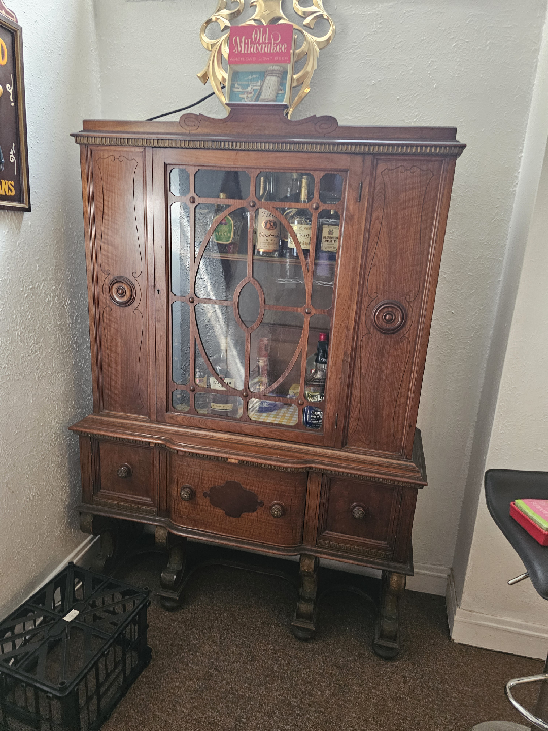 Antique Wooden Hutch/Buffet - photo 2