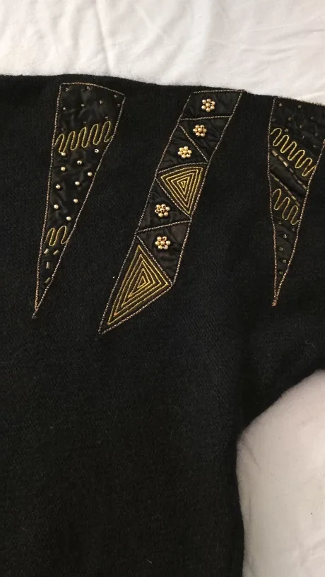 Vintage Black Sweater size XS-S image indicator(3)