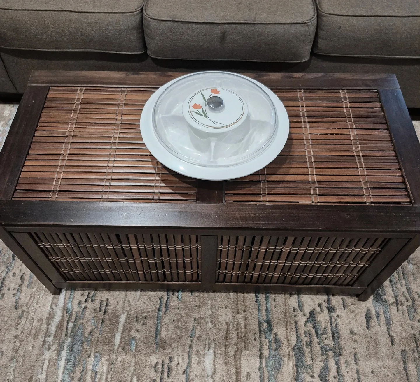 Bamboo Coffee Table/Storage Trunk image indicator(5)
