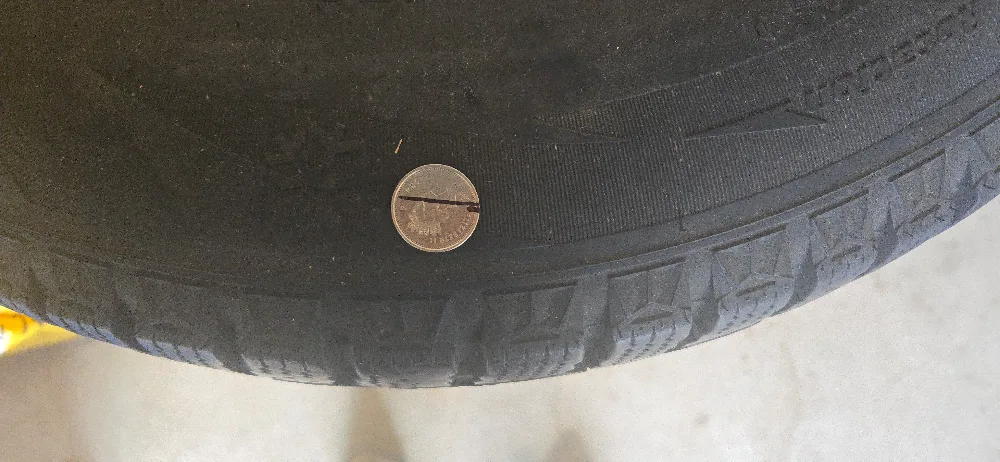 Set of 4 Winter Tires & Toyota Rims image indicator(3)