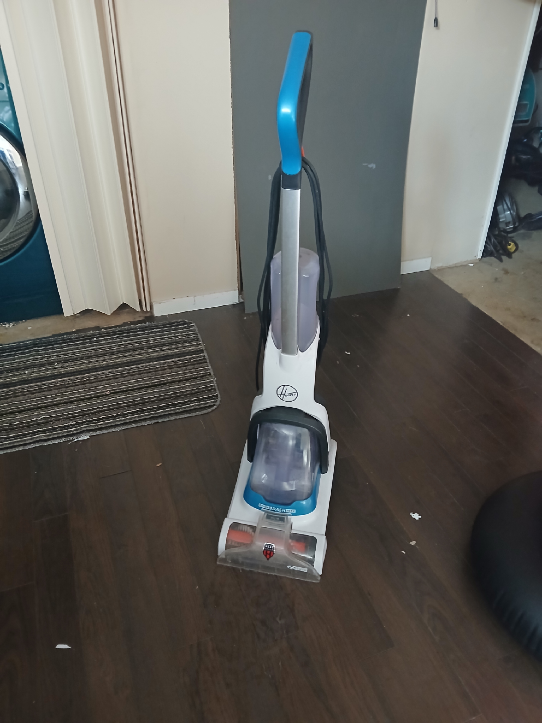Hoover PowerDash Carpet Cleaner
