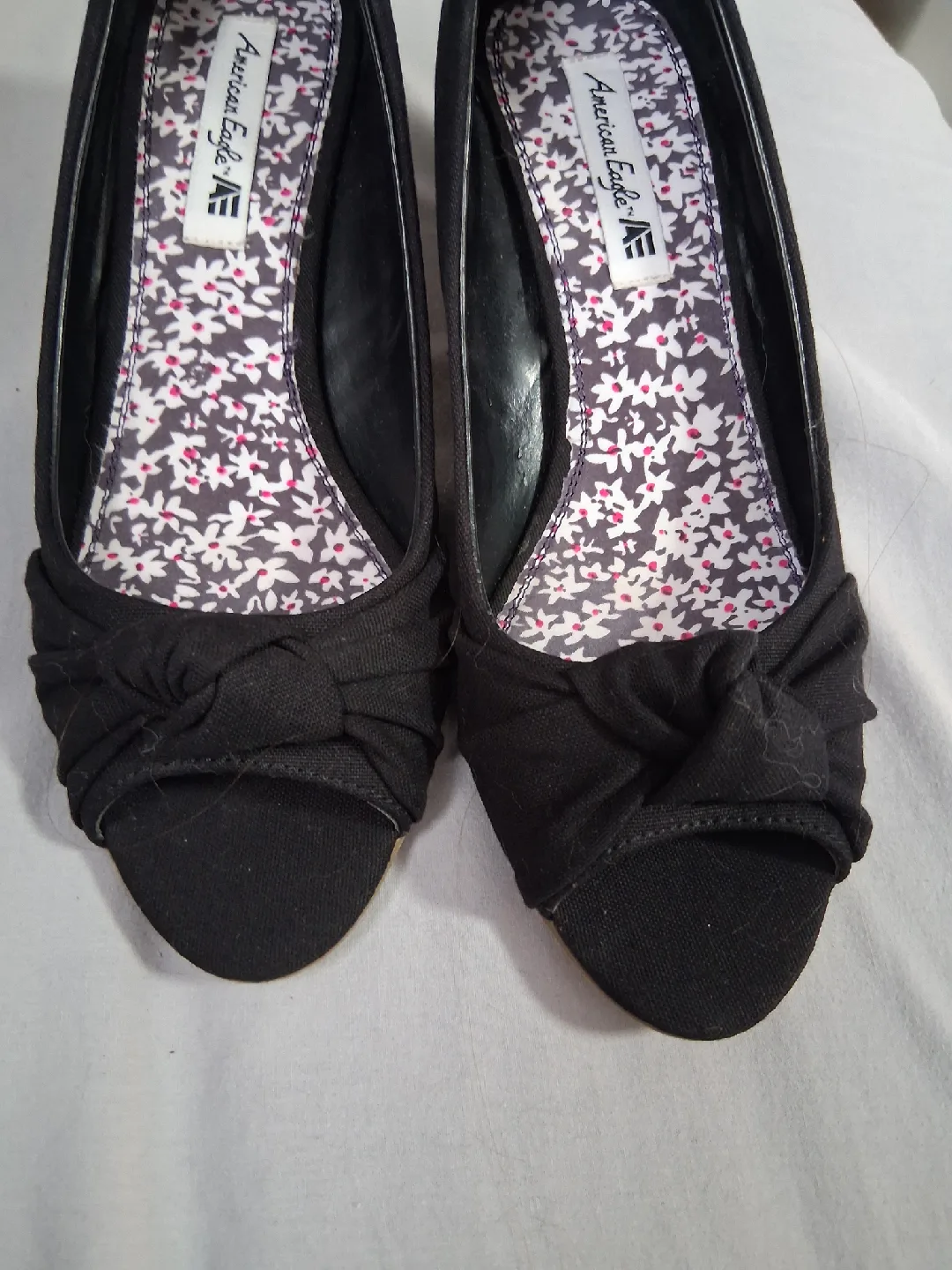 Size 8.5 heels image indicator(4)