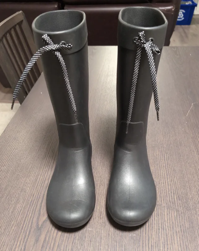 Black Rain Crocs Boots Size 8 thumbnail