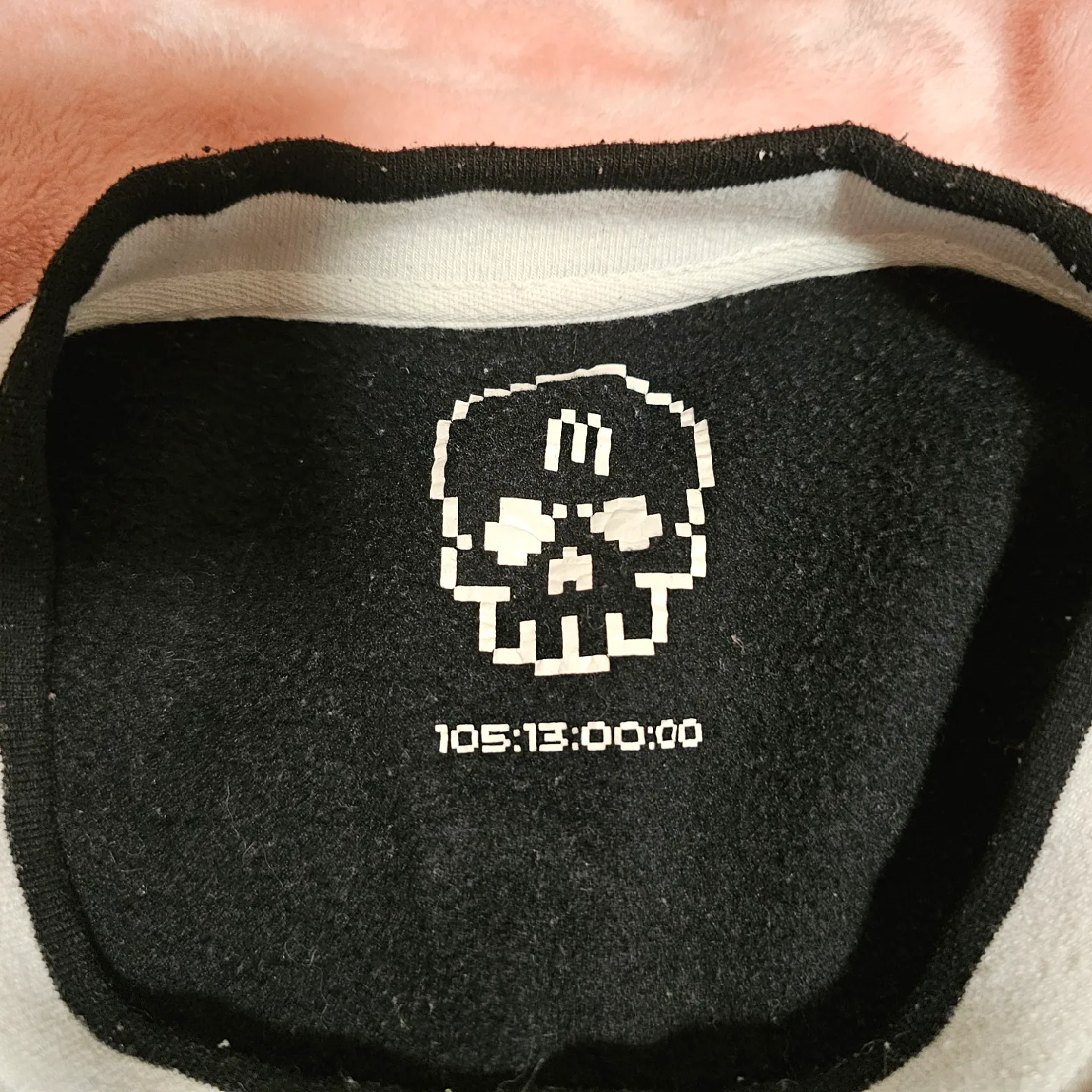 Unus Annus Apparel image indicator(6)