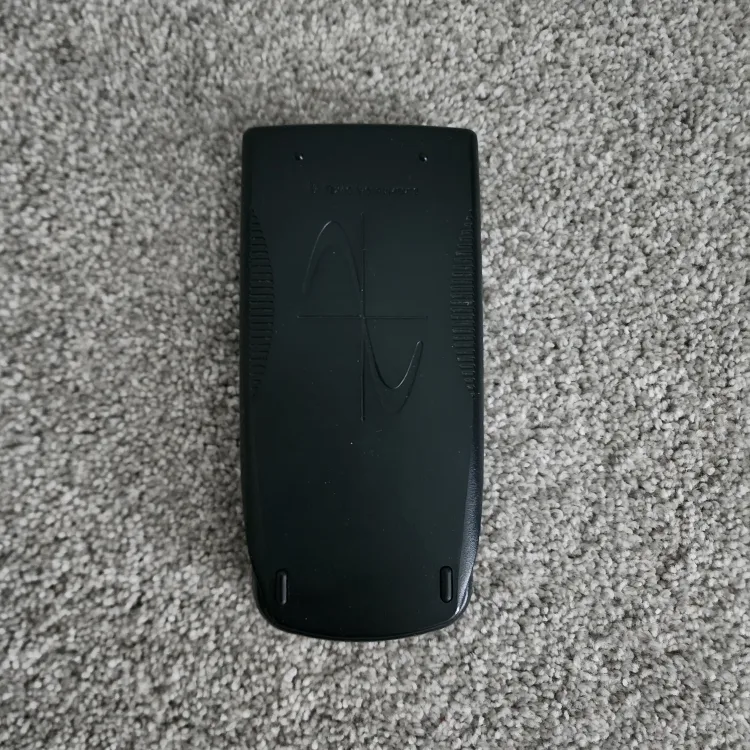 Texas Instruments TI-82 Stats.fr Calculator image indicator(2)