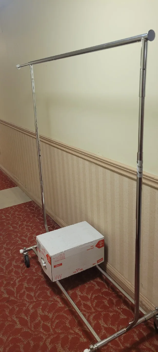 Rolling Garment Rack - Silver image indicator(4)