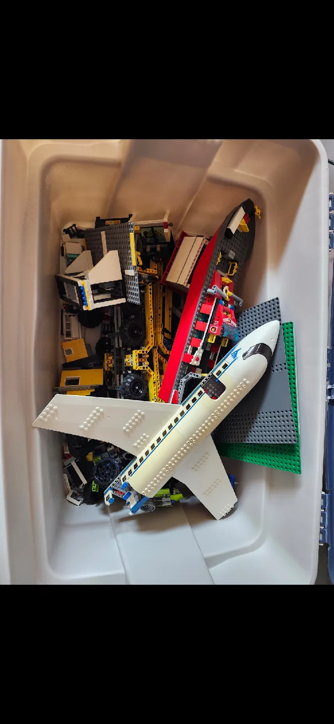 Lego Minifigures & sets image indicator(10)