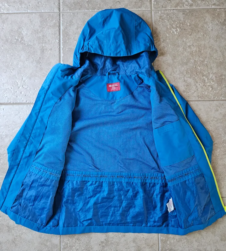 Mountain Warehouse Rain Jacket size 9-10 years image indicator(2)