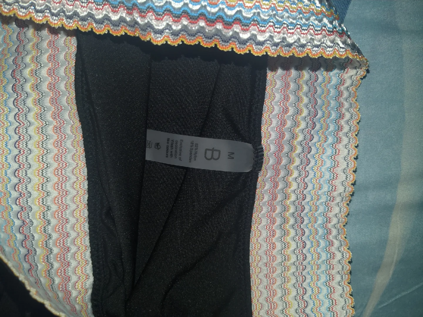 Blooming Jelly Black Swimsuit - Size M image indicator(6)