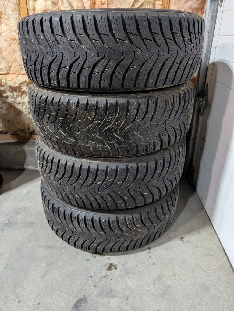 (4)-225/55R19 Winter Tires/Steel Rims 2013 Dodge Journey TPMS image indicator(7)