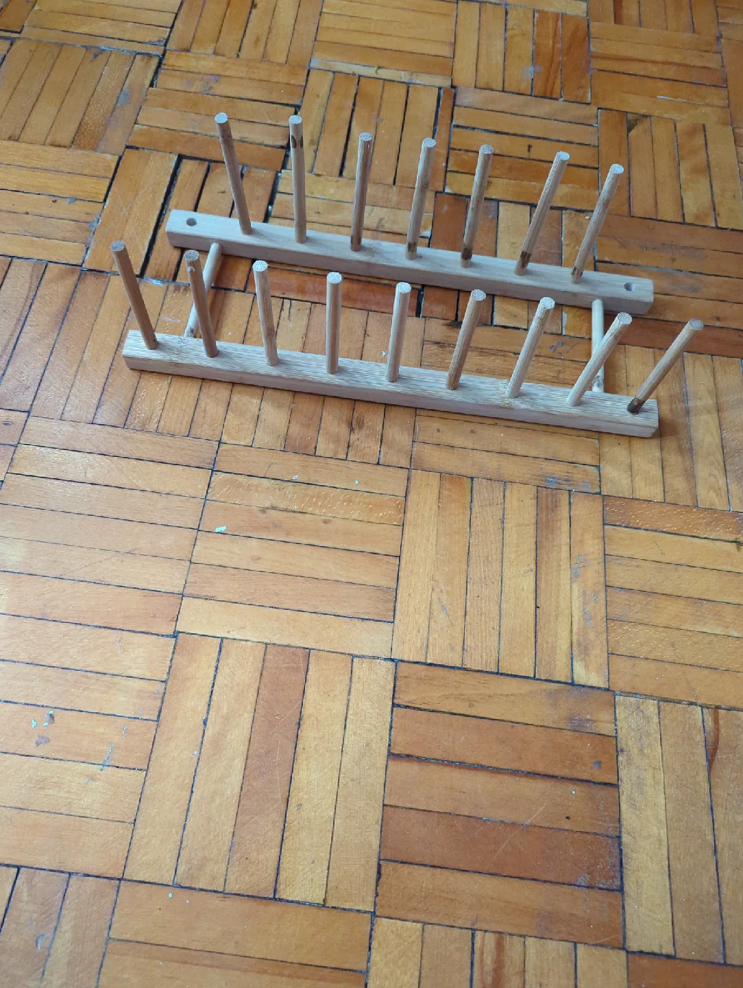 Never used!!!Wooden Plate Rack image indicator(2)