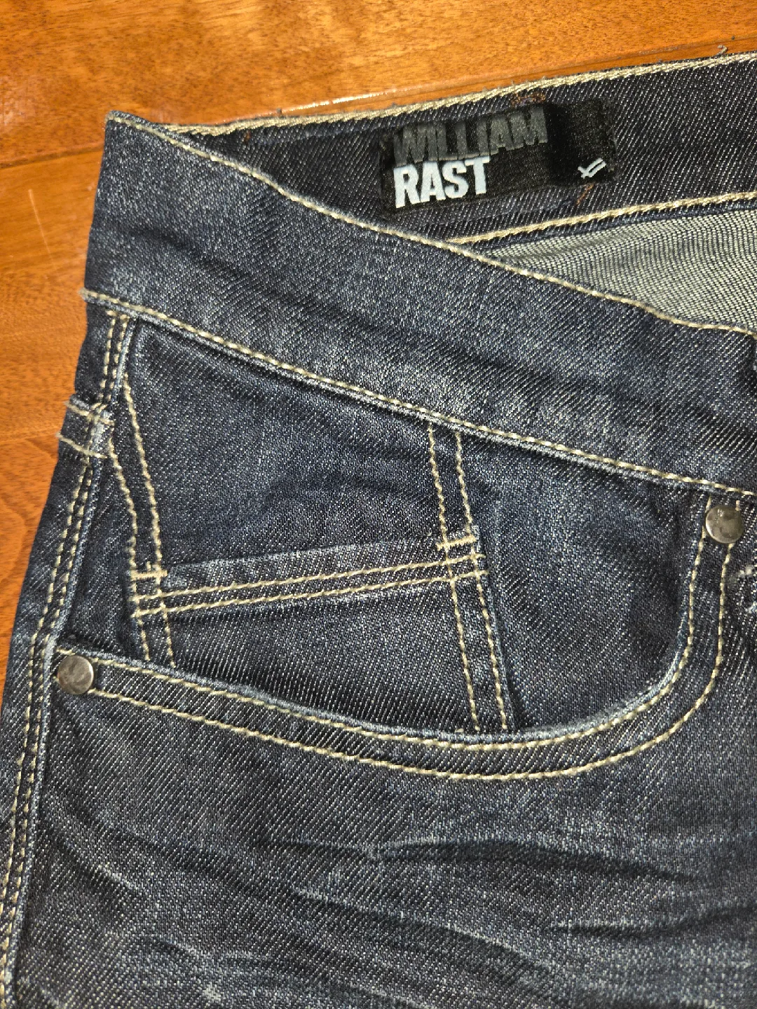 William Rast Jeans image indicator(4)