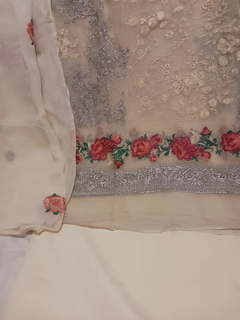 Cream Embroidered Salwar Kameez Suit image indicator(2)