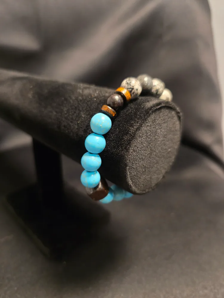 Handmade Beaded Bracelet - Turquoise & Wood image indicator(2)