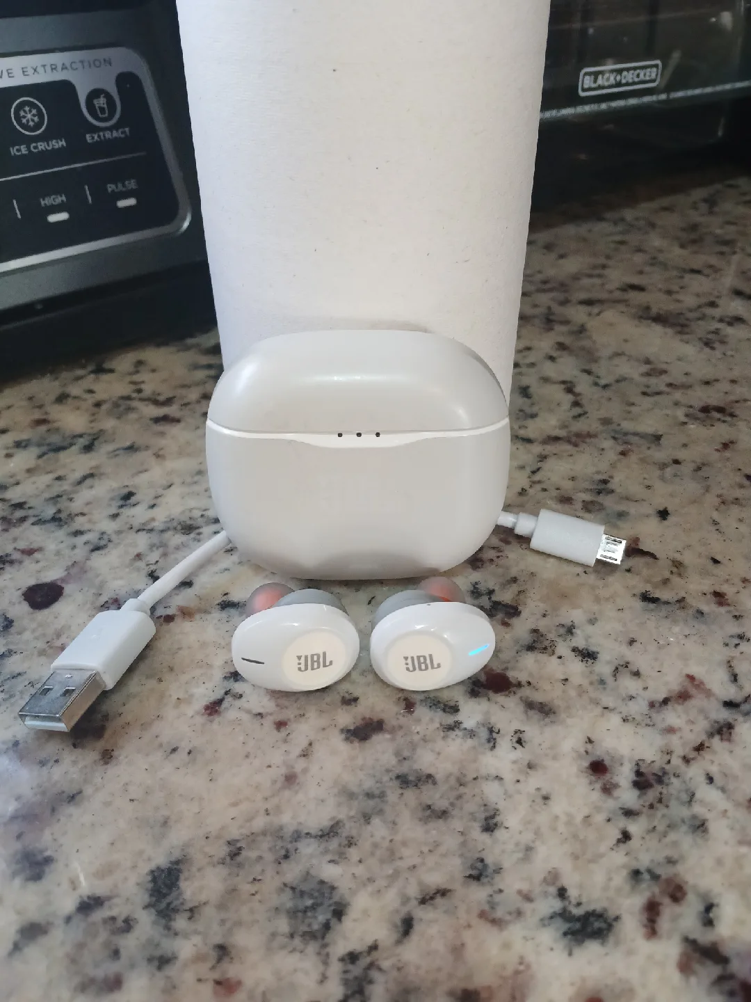 JBL Vibe Beam White Wireless Earbuds image indicator(5)