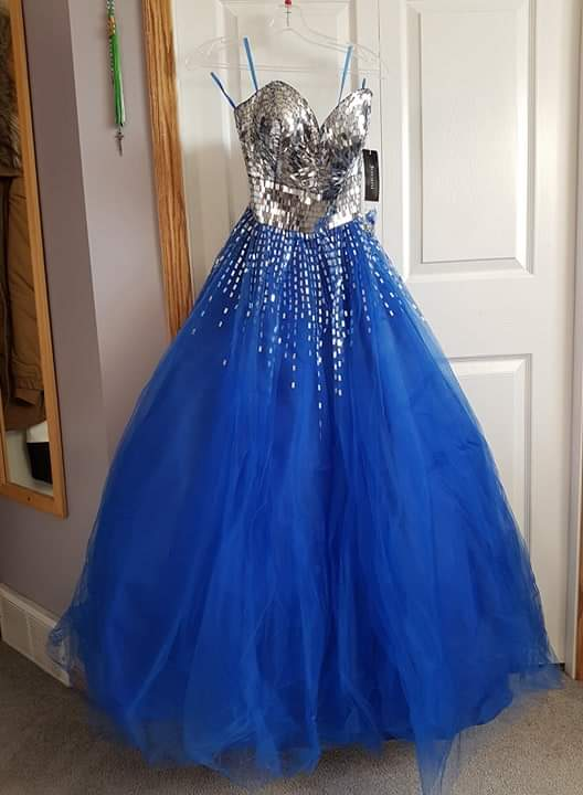 royal blue strapless sparkly gown