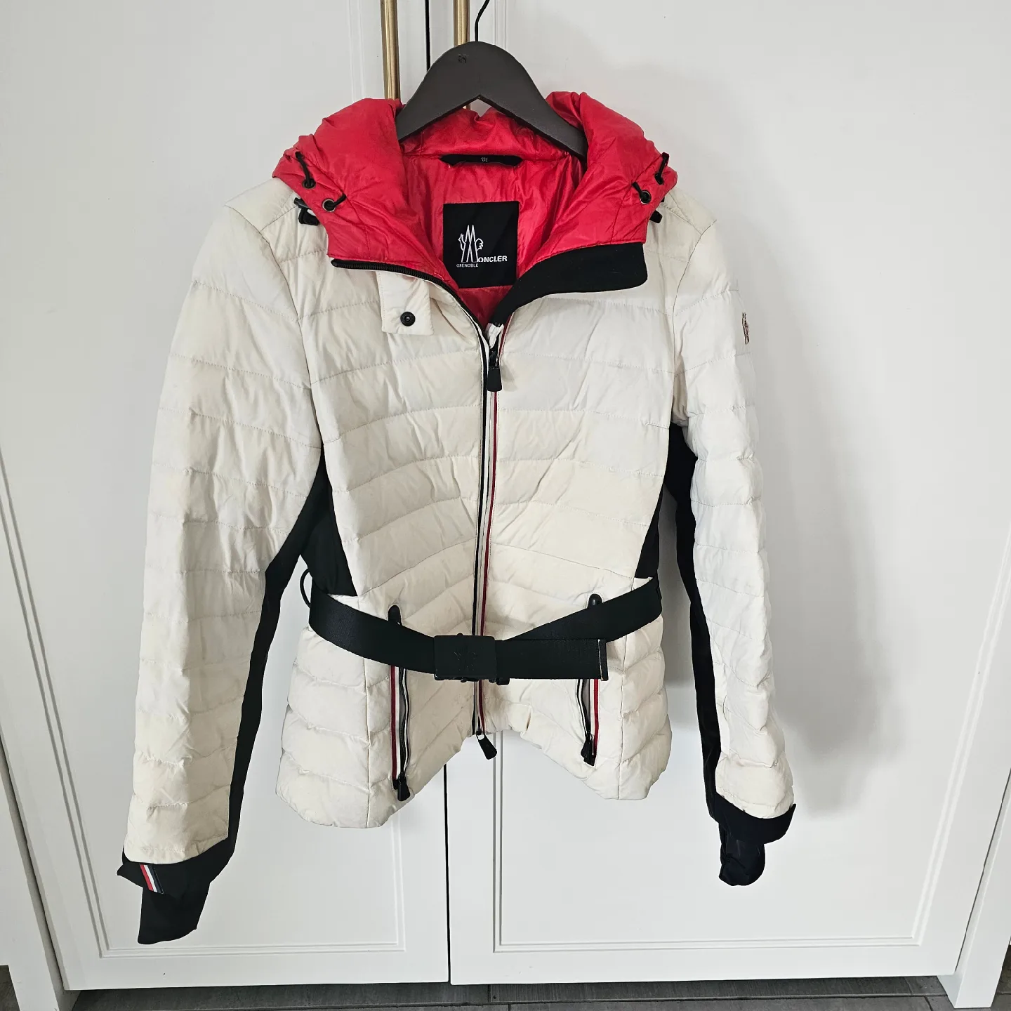 Women's Padded Down Jacket image indicator(4)