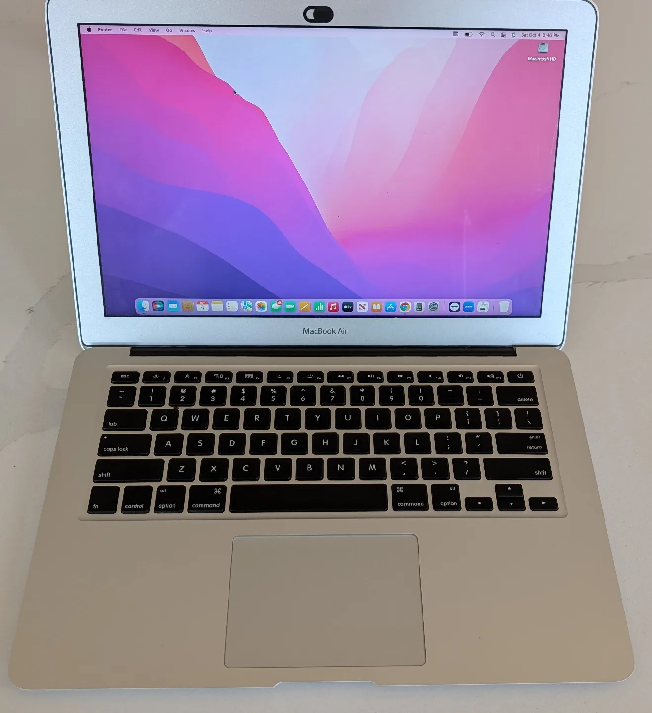 Macbook Air Intel- 8GB RAM, 128GB Hard Drive (2017) image indicator(2)