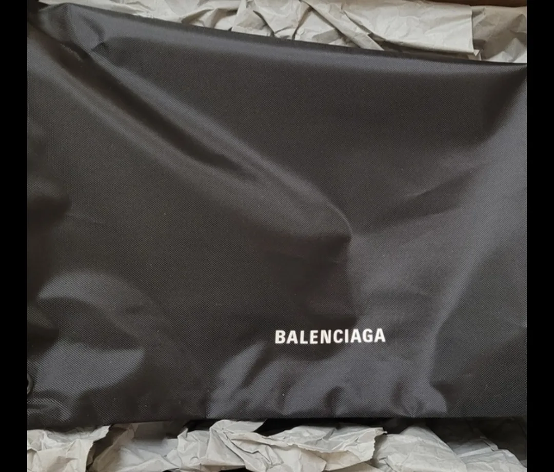 Balenciaga Runner Sneakers - Size 41 image indicator(4)