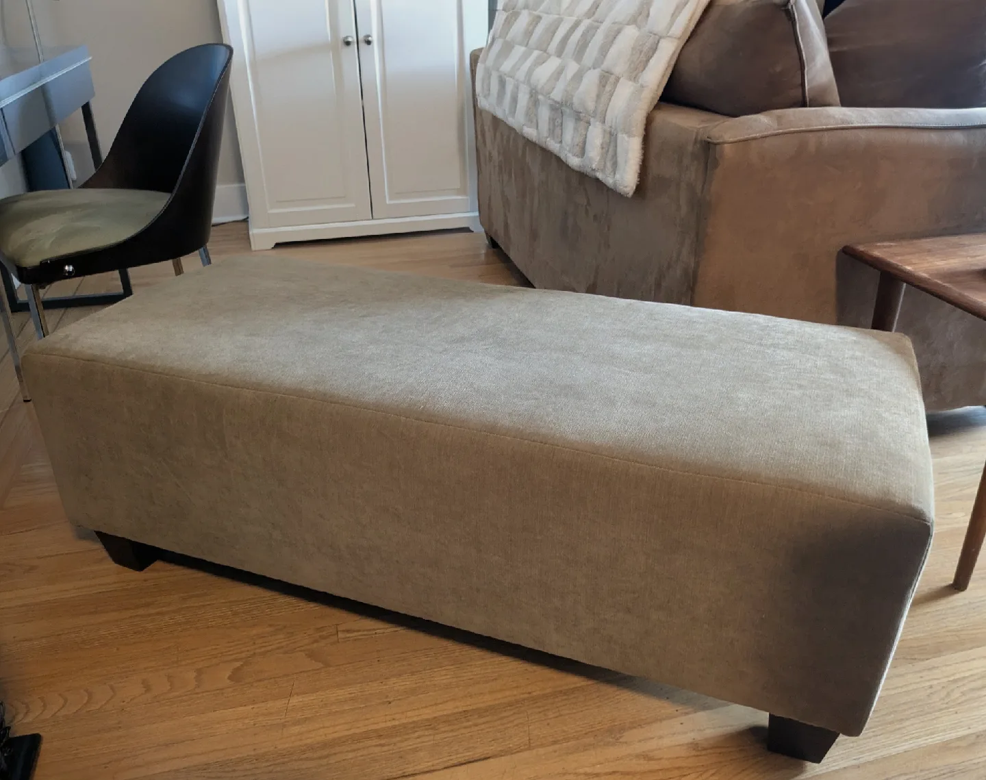 Light Green Ottoman Bench thumbnail