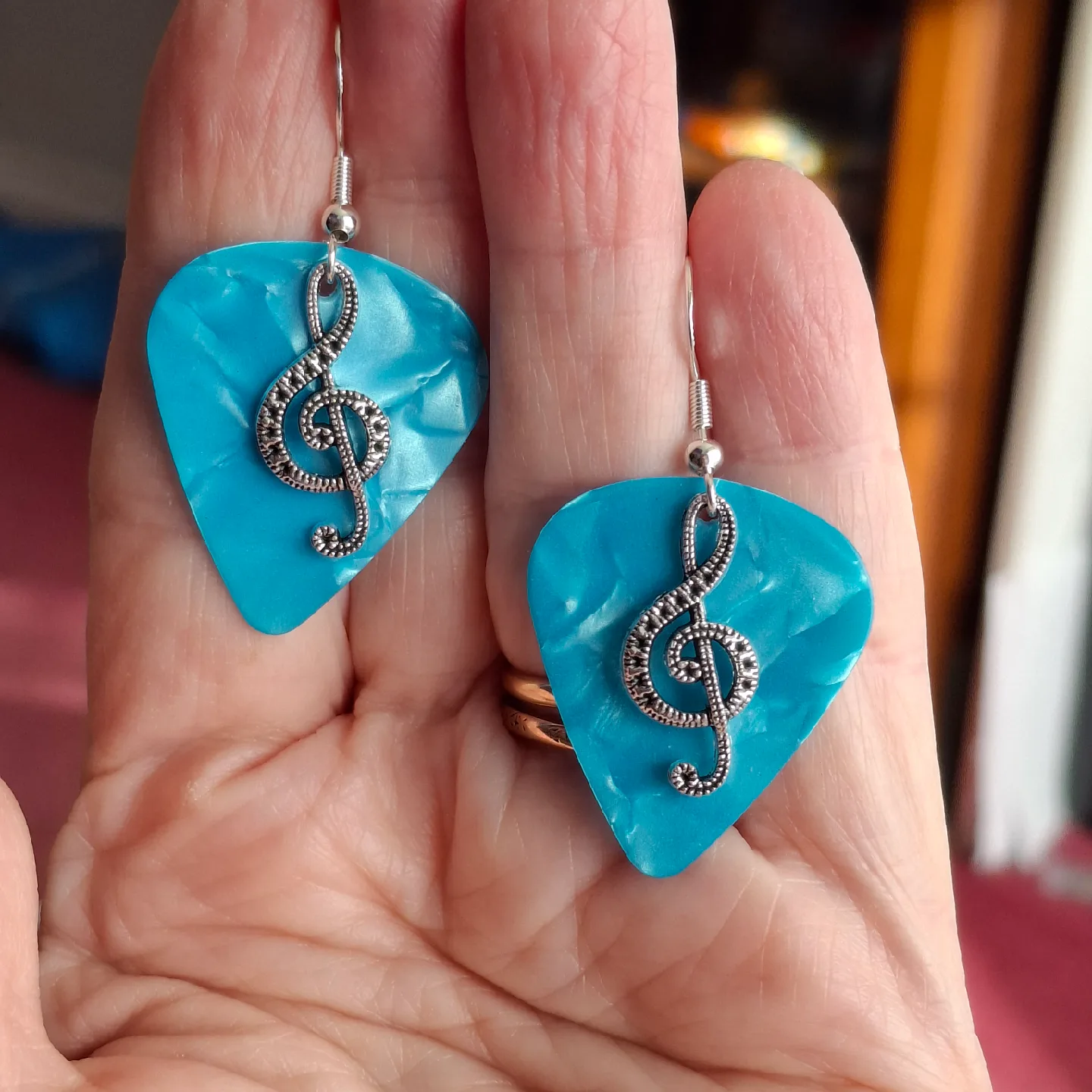 Turquoise Guitar Pick Treble Clef Earrings image indicator(2)
