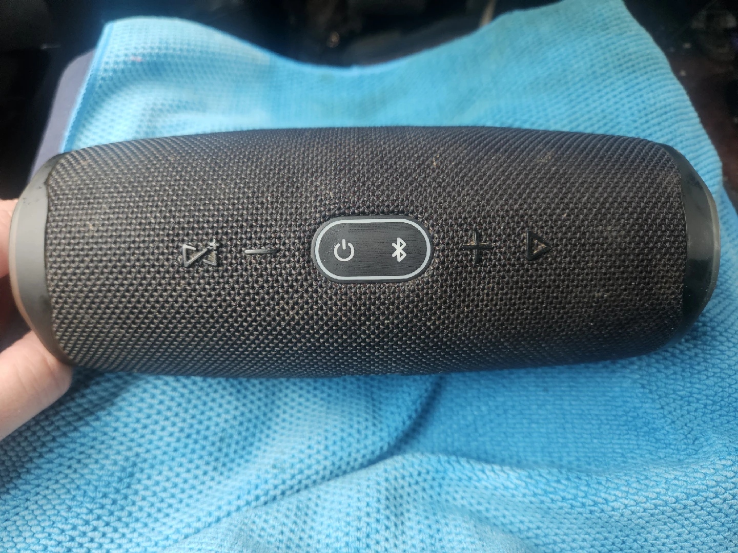 JBL Charge 4 Bluetooth Speaker - photo 2