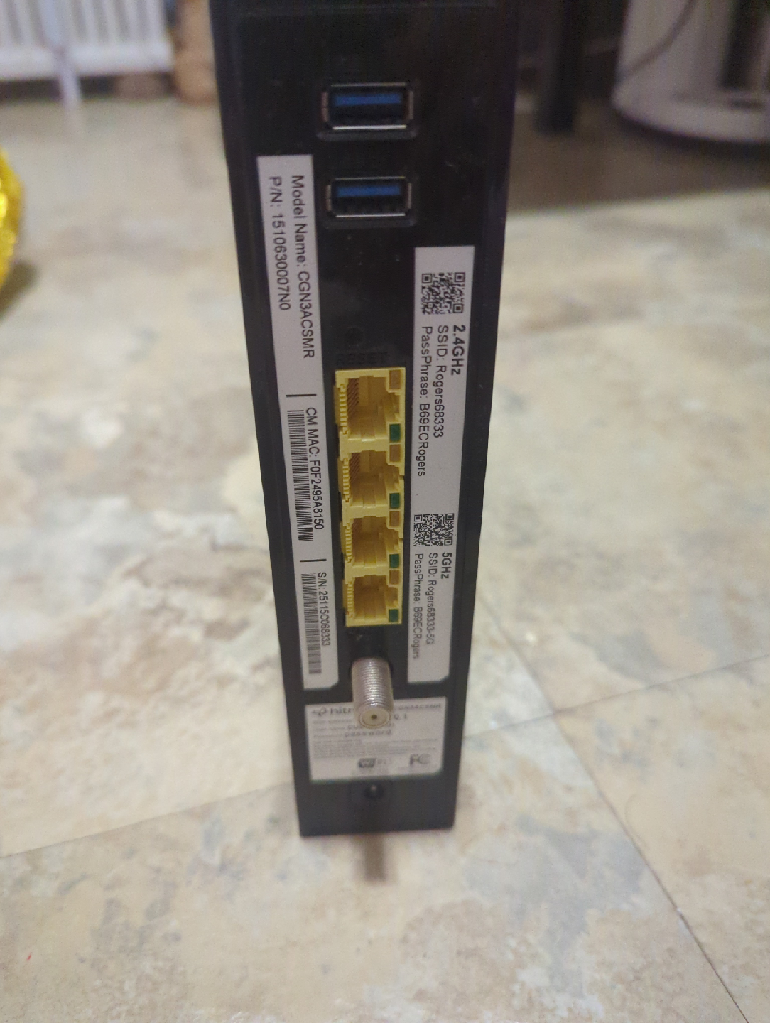 Hitron CGN3ACSMR Modem - photo 3