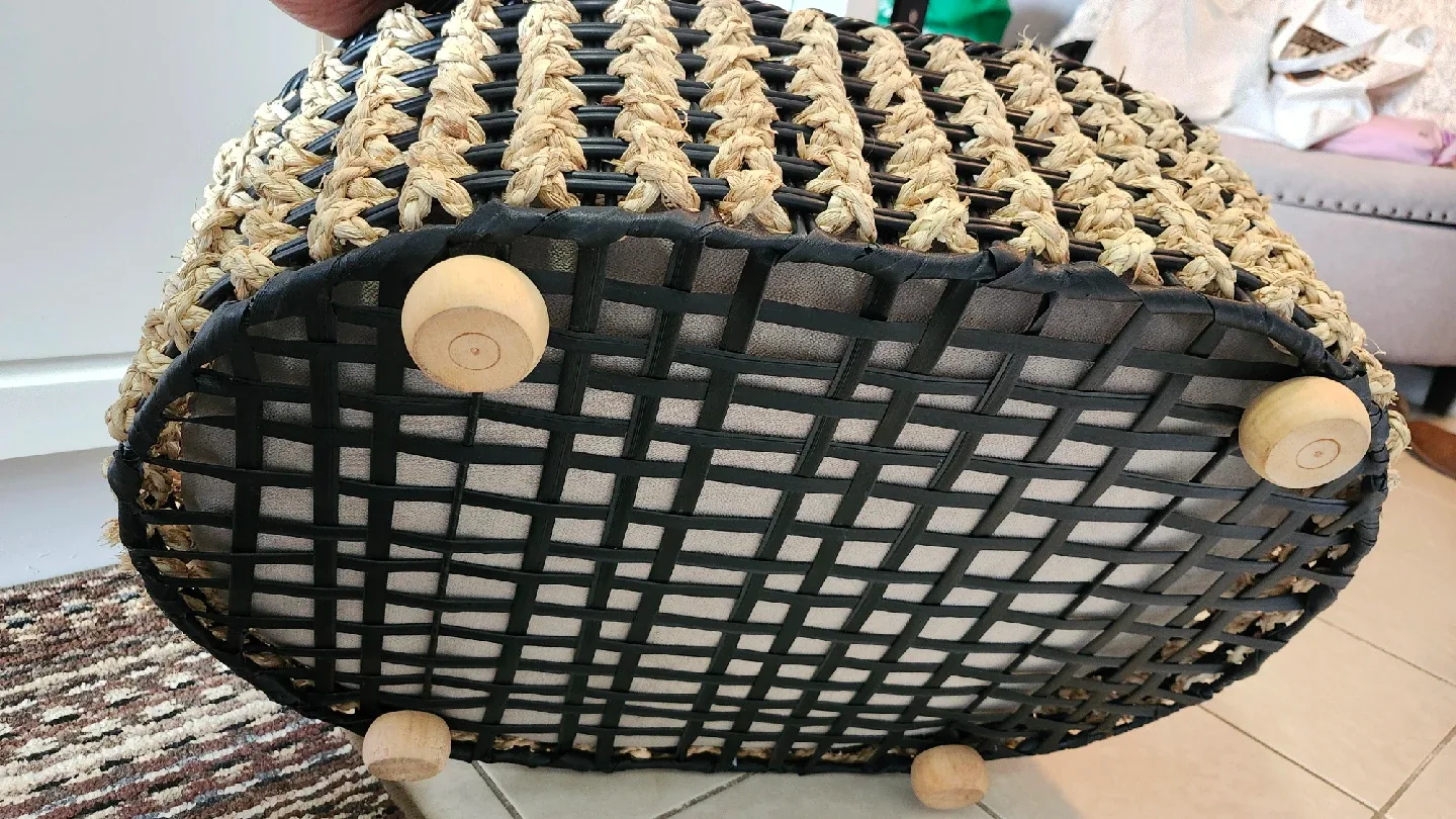 Woven Pet Bed Basket image indicator(2)