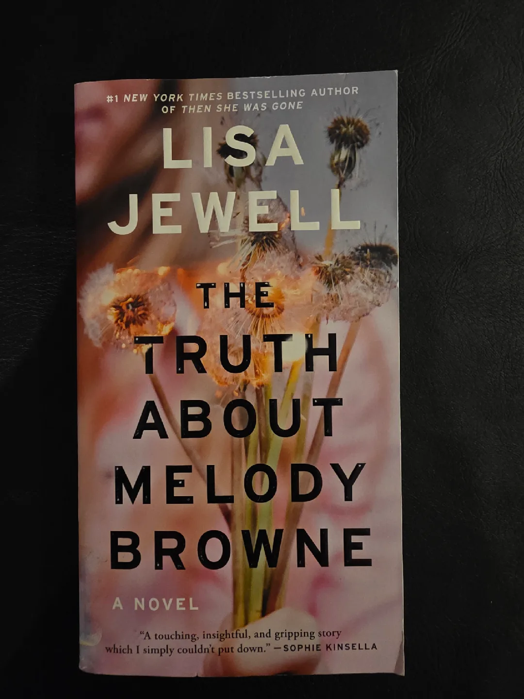 Lisa Jewell Novels - Then She Was Gone, Invisible Girl image indicator(8)