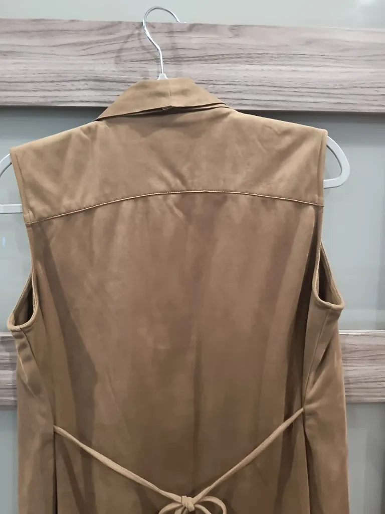 Katherine Barclay Montreal Suede Vest - Size M image indicator(5)