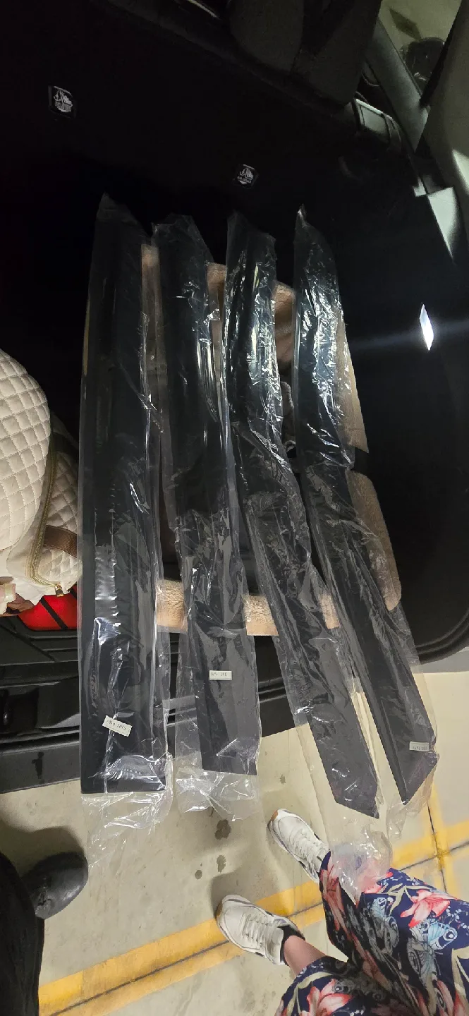 RAV4 2019 Window Visors - New in Package! image indicator(2)