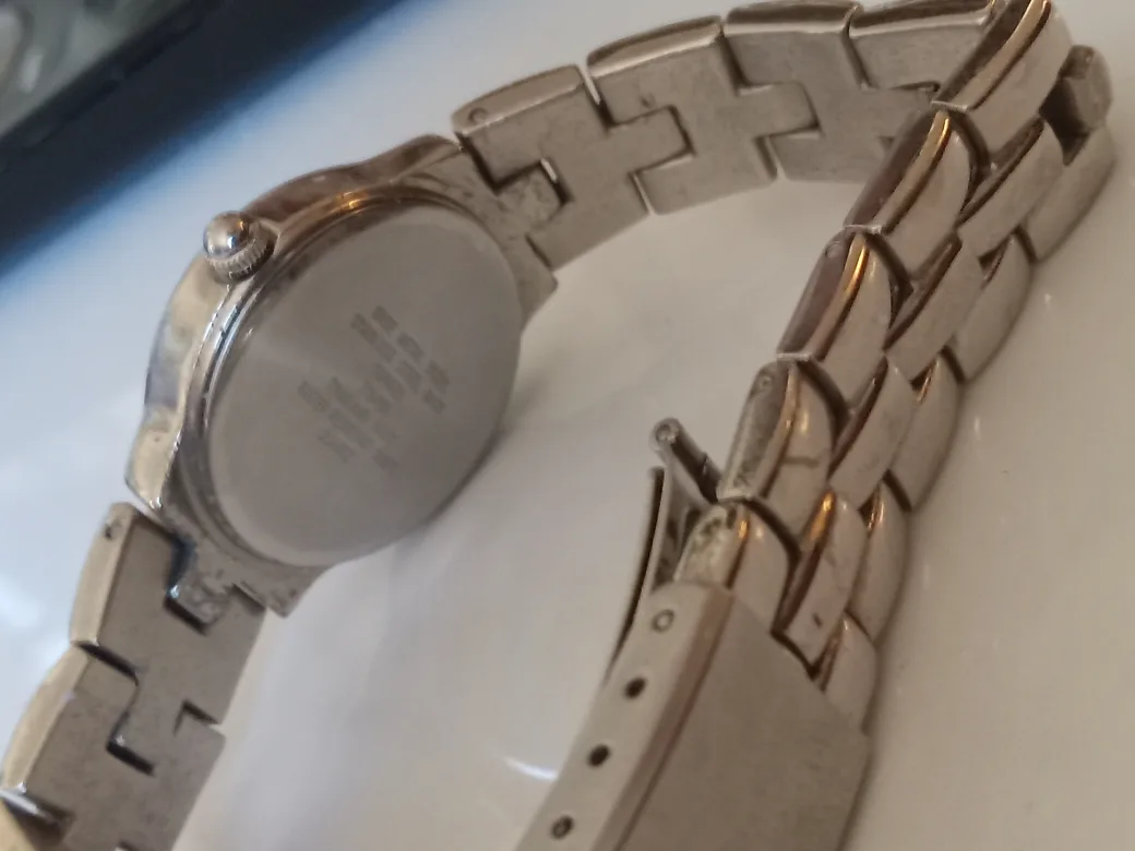 Anne Klein II Silver Tone Ladies Watch image indicator(8)