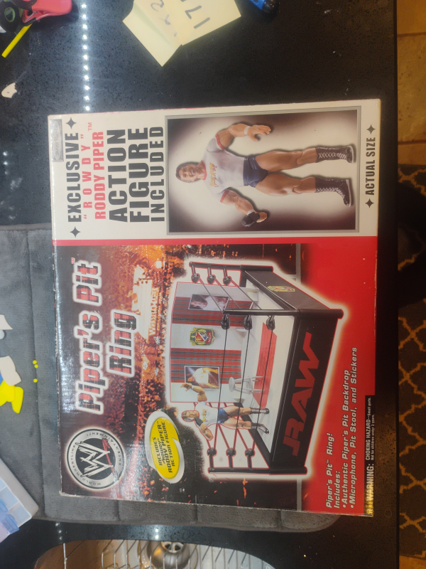 WWE Piper's Pit Ring with Roddy Piper Action Figure - photo 4