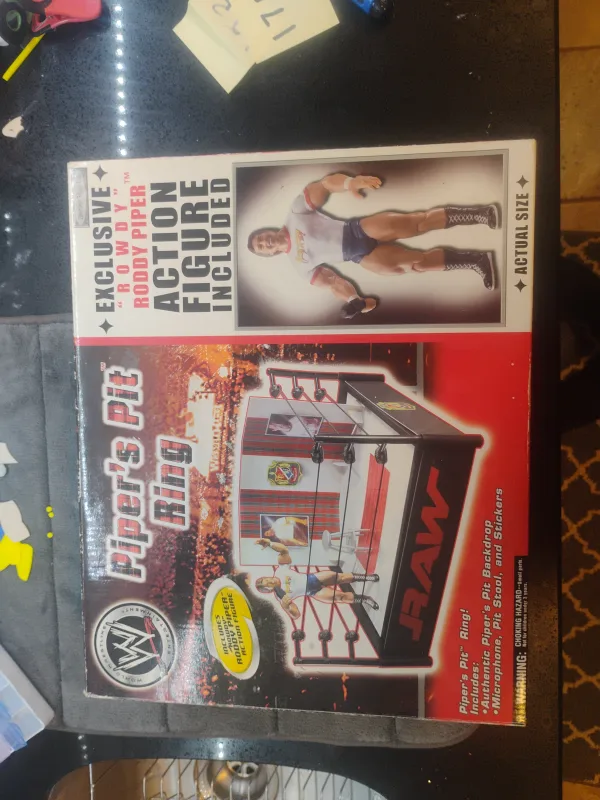 WWE Piper's Pit Ring with Roddy Piper Action Figure image indicator(4)