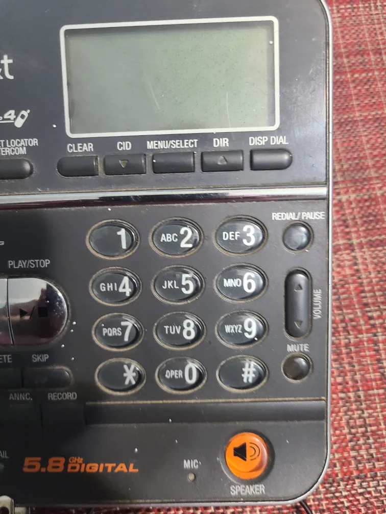 AT&T Expandable Cordless Phone image indicator(3)