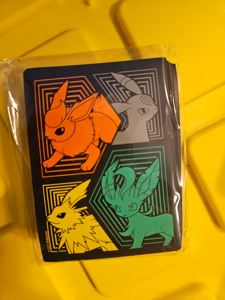 Pokémon TCG Card Sleeves - New in Package! image indicator(4)