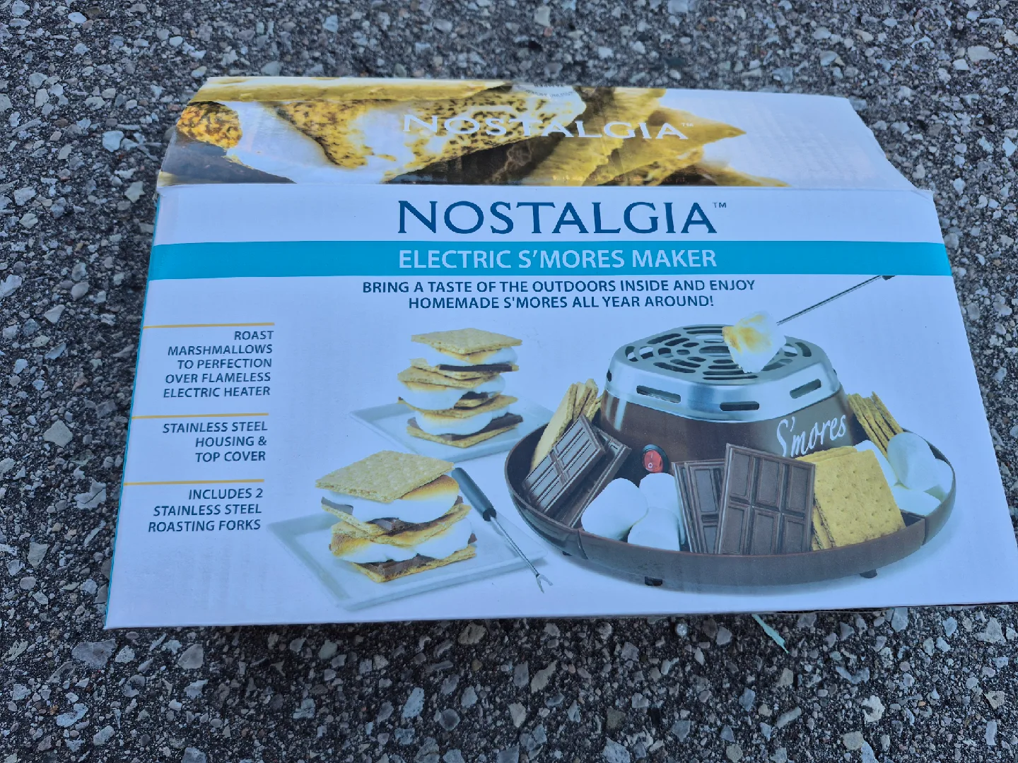 Nostalgia Electric S'mores Maker thumbnail