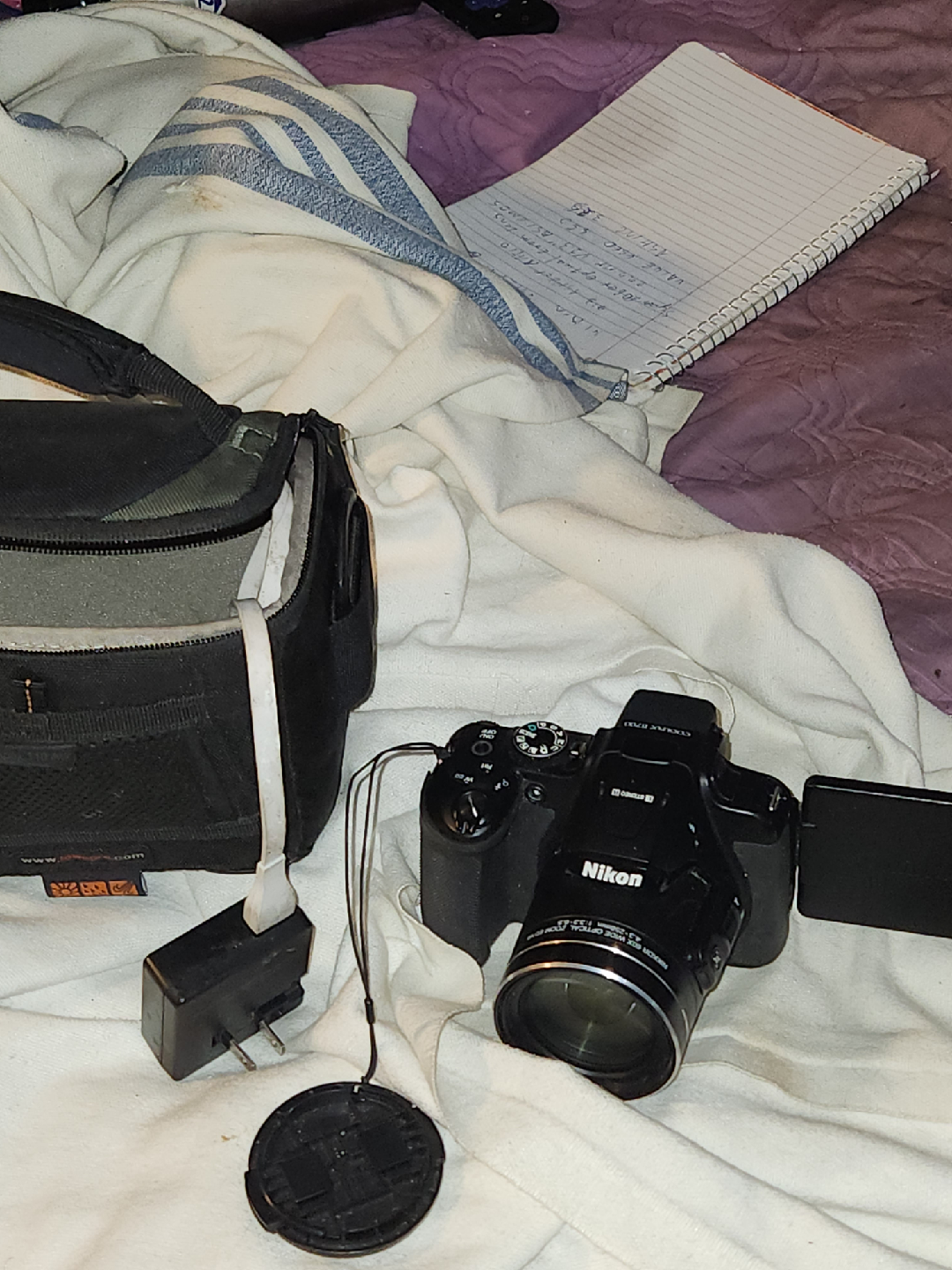 Nikon Coolpix B700 Digital Camera w/ Accessories