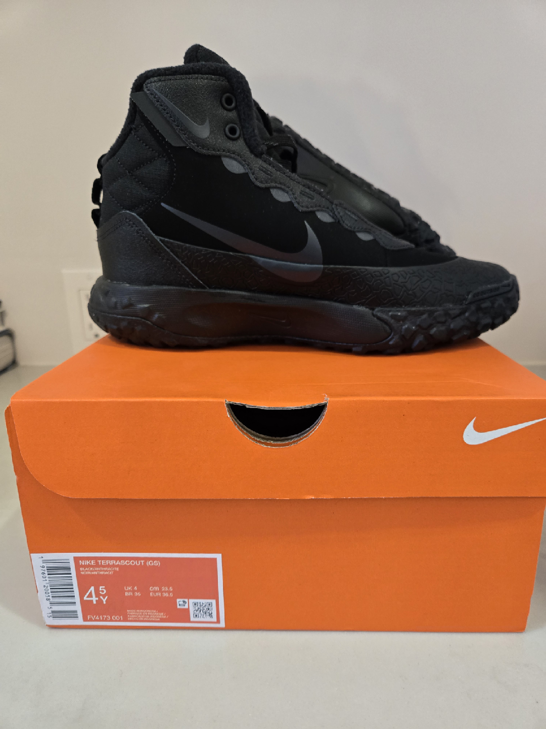 Nike Terrascape GS Black Youth Size 4.5Y - photo 5