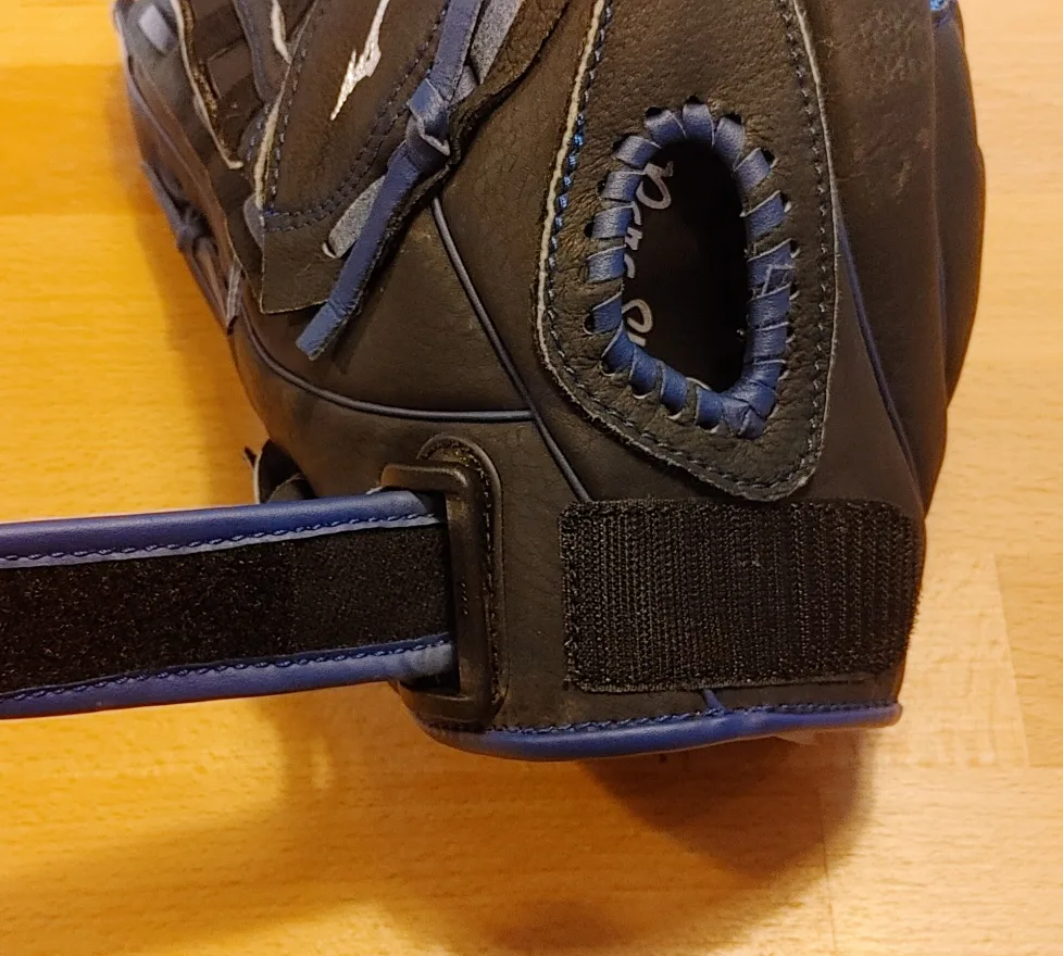 Mizuno GVS1405BKRY Baseball Glove image indicator(10)