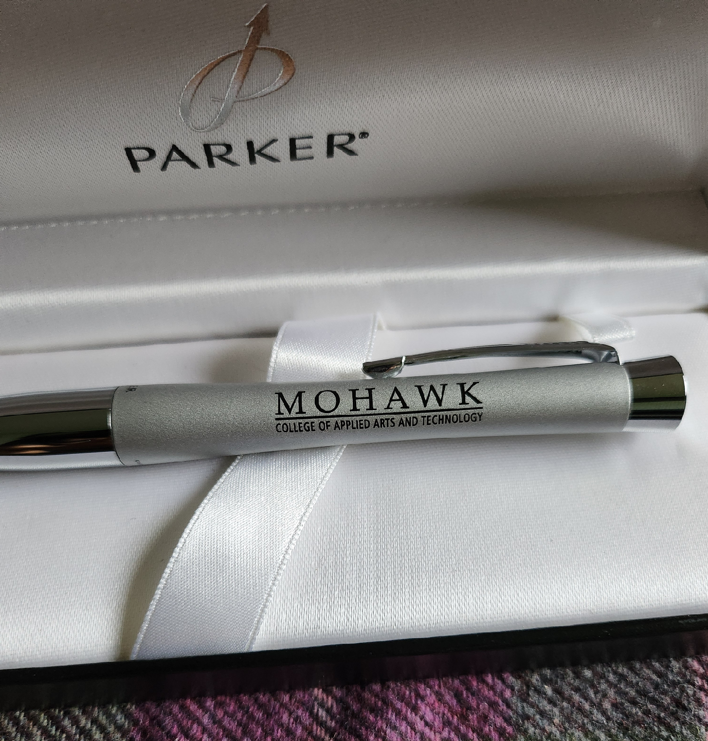 Parker Mohawk College Pen.