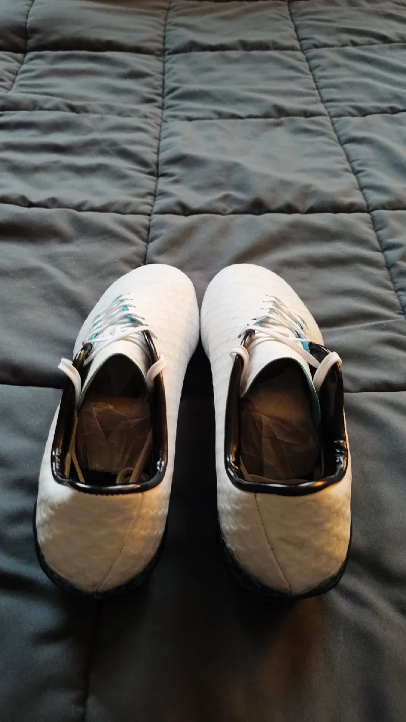 Hypervenom elite hydra football boots image indicator(5)