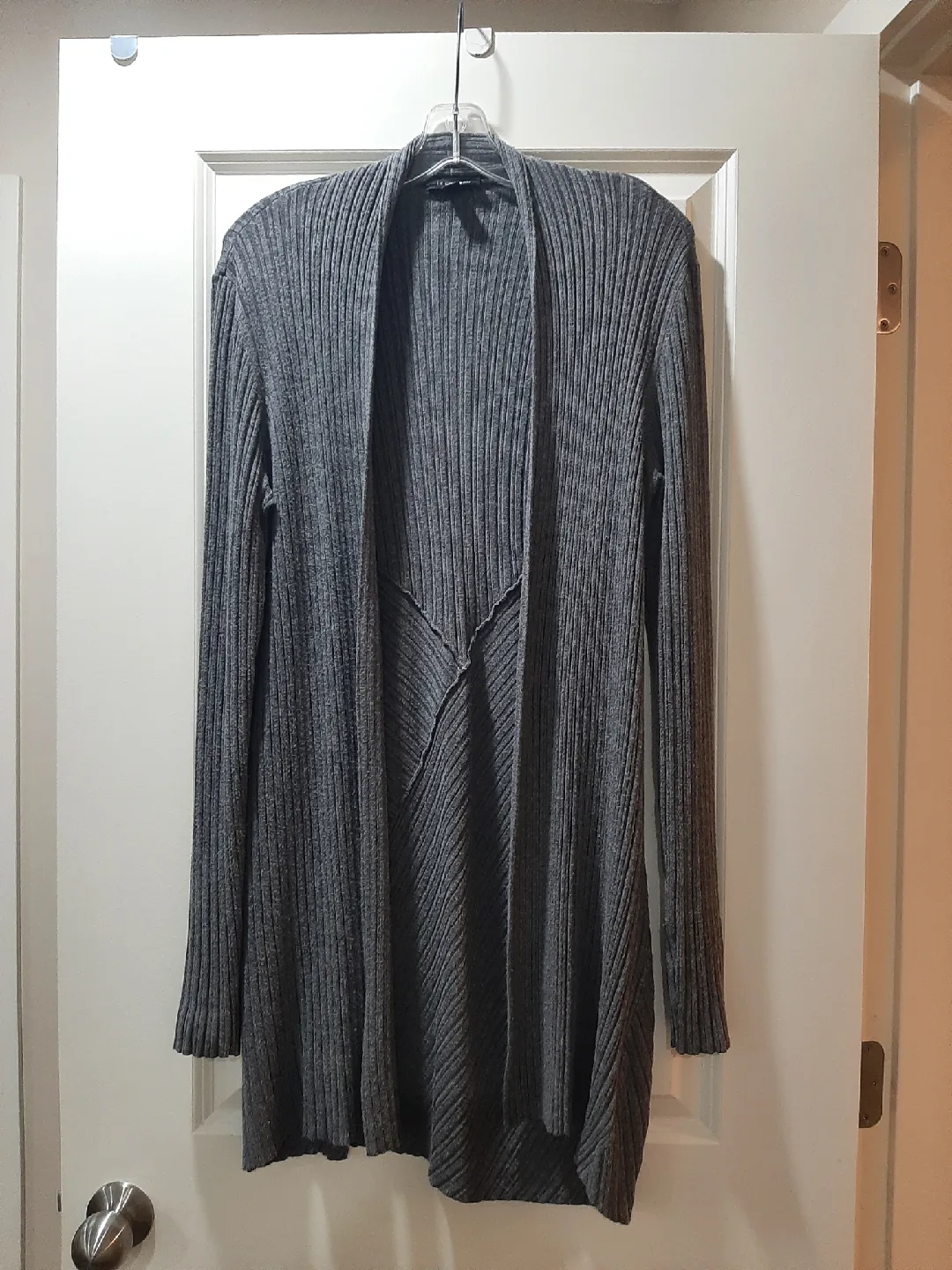 Le Chateau Grey Cardigan - Size L