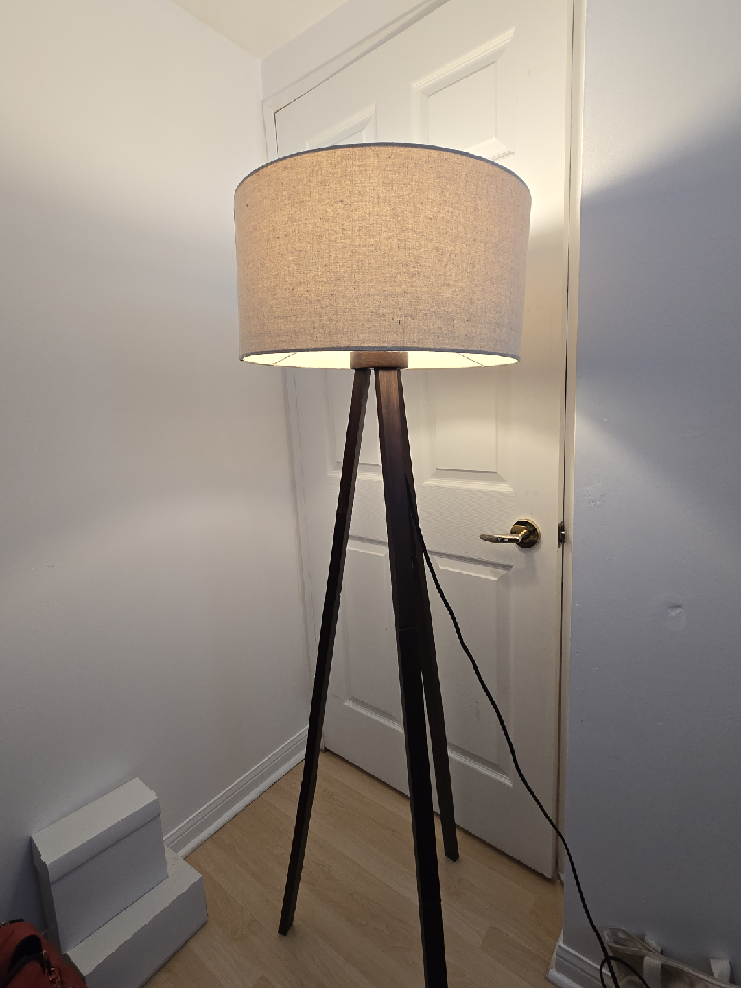 Tripod Floor Lamp - photo 2