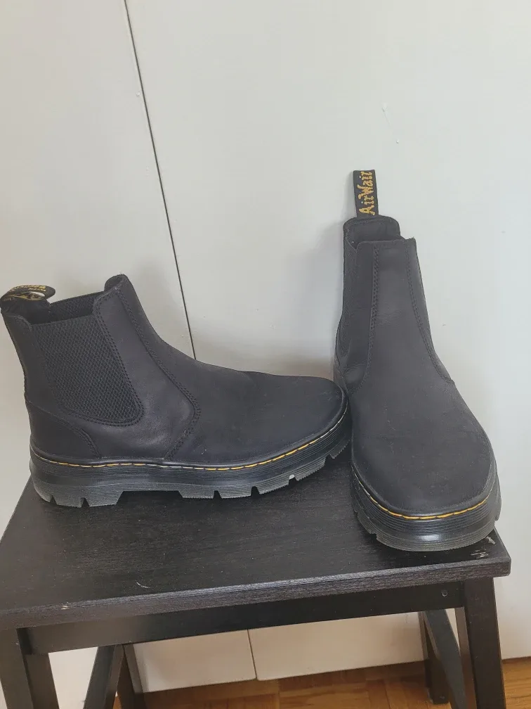 Dr. Martens Chelsea Boots, Black, US Women's 7 image indicator(2)