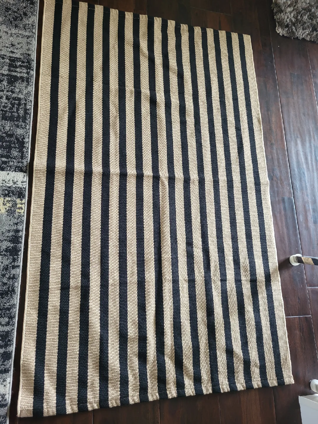 Striped Cotton Rug - Black and Beige image indicator(9)